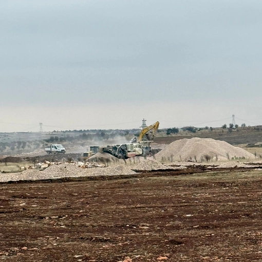 İnşaat ve Maden Sahalarında Kiralık İş Makinalarının Avantajları